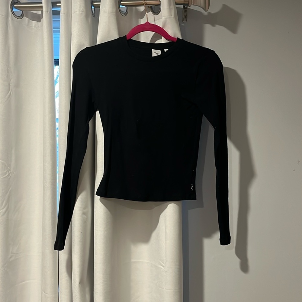 ARITZIA LONG SLEEVE